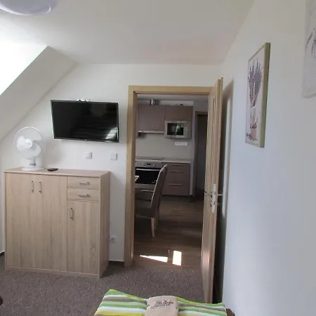 Filipov Apartment Ceska Kamenice